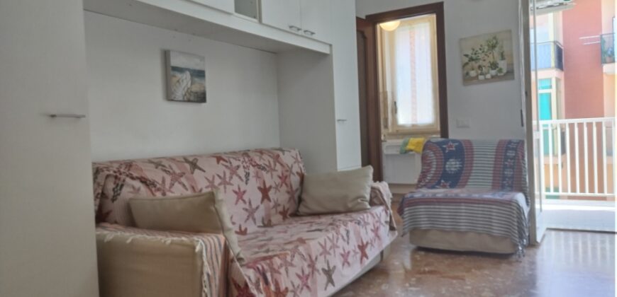 RIF. 208 B – BORGHETTO SANTO SPIRITO MONOLOCALE CON TERRAZZINO IDEALE SECONDA CASA € 108000