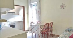 RIF. 236 B – BORGHETTO SANTO SPIRITO TRILOCALE CENRALISSIMO VISTA APERTA/MARE € 230000